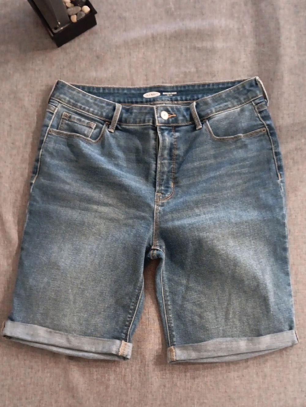Old Navy Blue Denim Women's Rolled-Hem Bermuda Jean Shorts